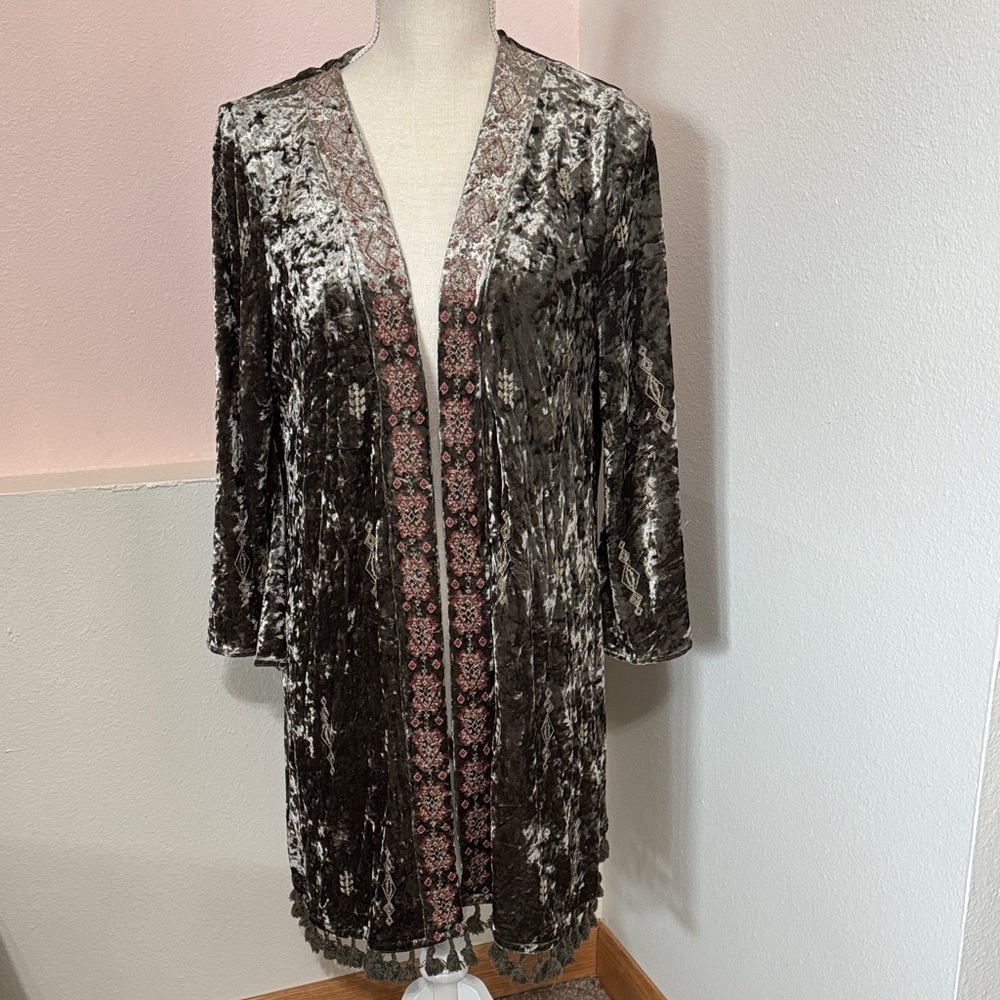 Velvet Floral Trim jacket